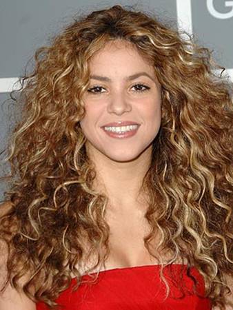 shakira22-c32