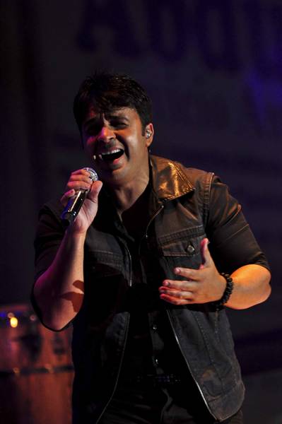 luis-fonsi7