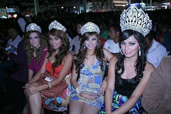 concierto-paulina-rubio-fenafre-8