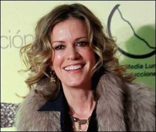 rebecca-alba rebecca-alba