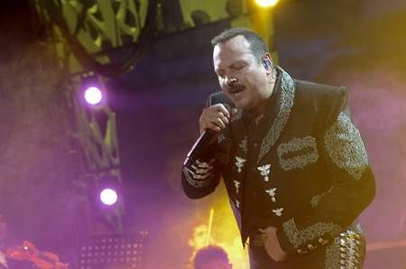 pepe-aguilar-33