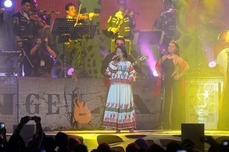 pepe-aguilar-88