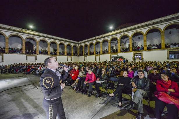 mariachi-2 mariachi-2