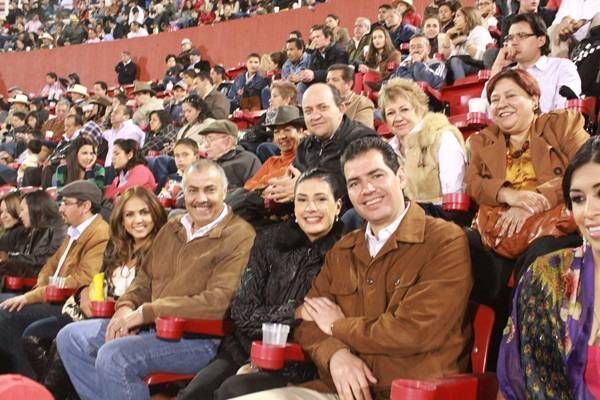 rafael-flores-corrida