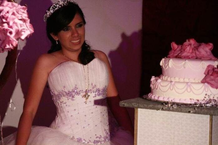 quinceanera (15) quinceanera (15)