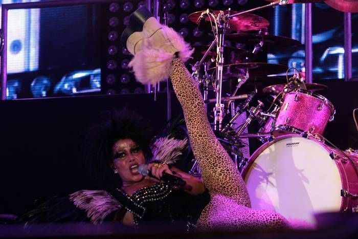alejandra-guzman-moderatto-fenaza-2011-8