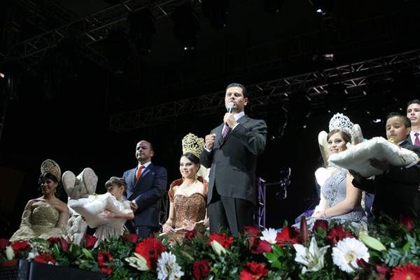 coronacion-reina-fenaza-2012-5