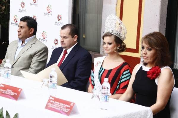 presentacion-candidatas-fenaza-2012-1