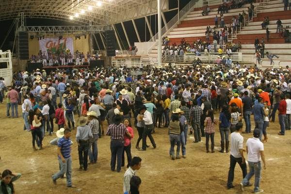 charreada-universitaria-17