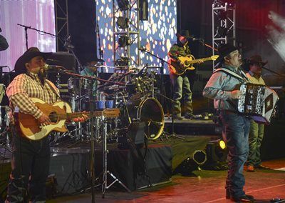intocable1