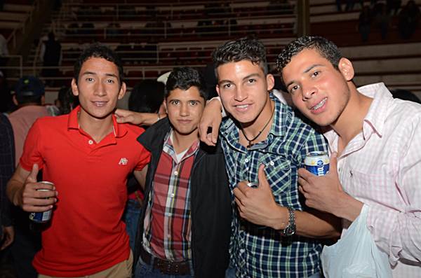 baile-universitario-11