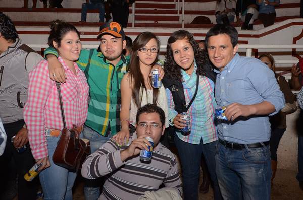 baile-universitario-12