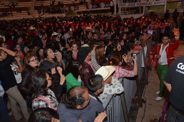 baile-universitario-4