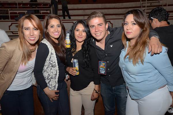 baile-universitario-9