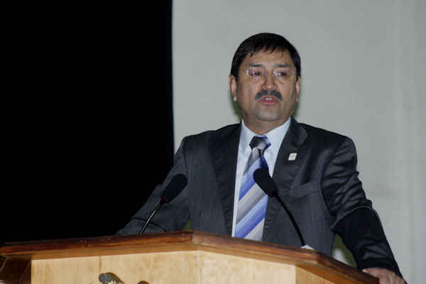 rector-8d0
