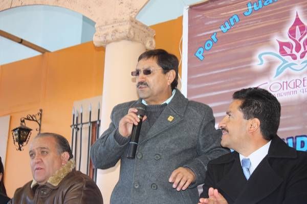El rector Francisco Javier Domínguez Garay El rector Francisco Javier Domínguez Garay