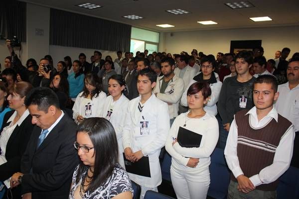 Acudieron estudiantes y docentes de la Unidad de Medicina