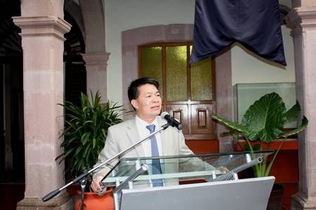 conferencia-embajador-vietnam-1 conferencia-embajador-vietnam-1