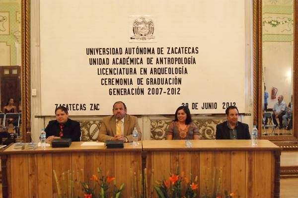 graduacion-arqueologia1