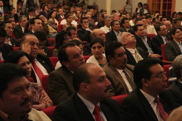 informe-rector-uaz-8